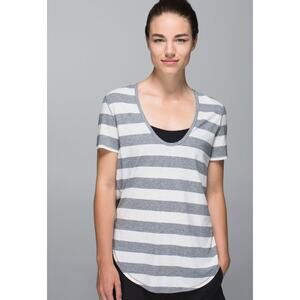 lululemon short sleeve 8